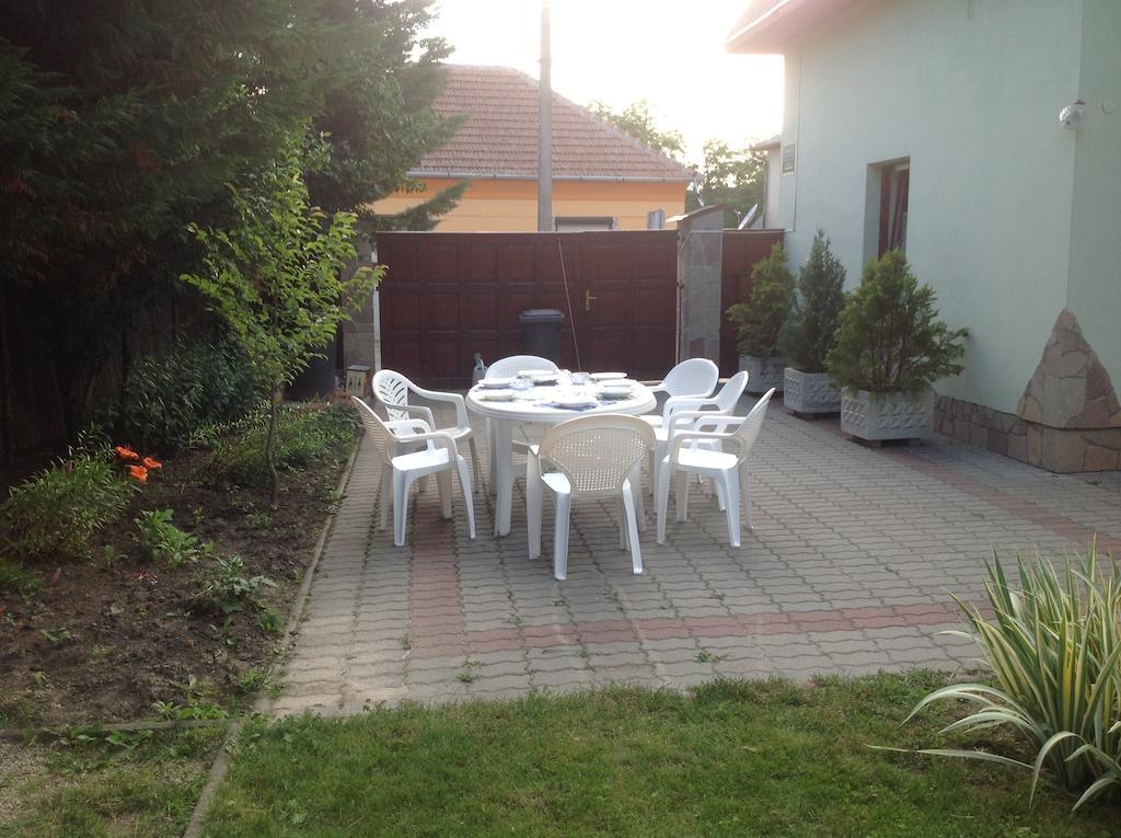 Majnar Villa Apartmanhaz Богач Экстерьер фото