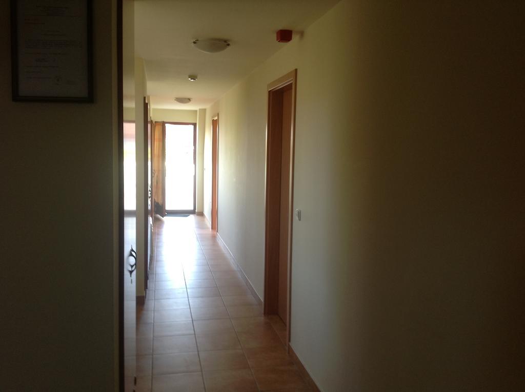 Majnar Villa Apartmanhaz Богач Экстерьер фото